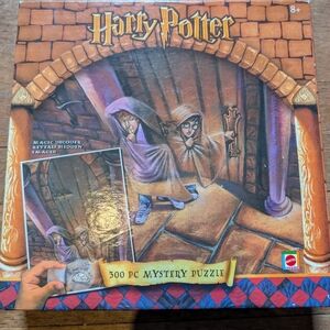 Mattel Harry Potter 300-Piece Puzzle - Enchanting Brown and Purple
